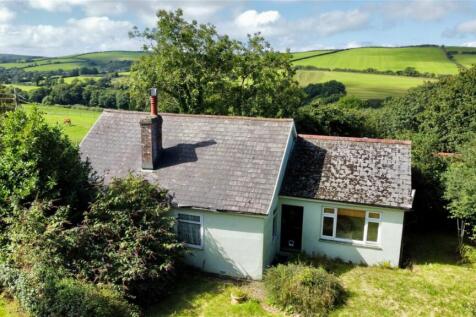 Trequite, St Kew, Wadebridge, PL30 4 bed detached bungalow for sale