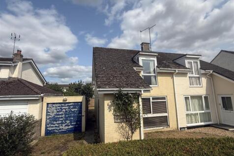 Cowley Way, Sutton Benger, Chippenham 2 bed semi