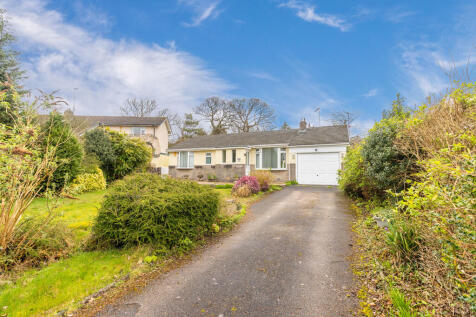 3 Birch Grove, Arnside, LA5 0BQ 3 bed detached bungalow for sale