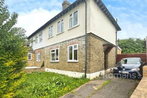 Pear Tree Avenue, West Drayton 3 bed semi
