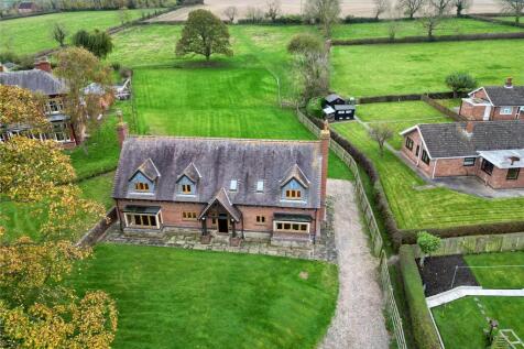 West End, Long Clawson, Melton Mowbray 4 bed detached house for sale