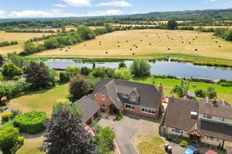 The Moorings, Sileby Road, Barrow... 4 bed detached house for sale