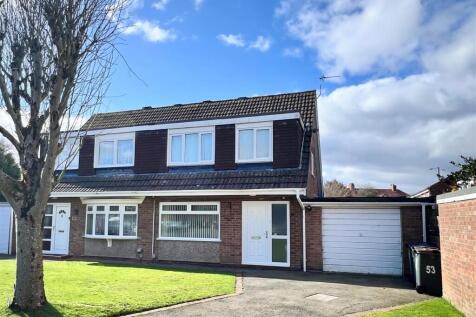 3 bedroom semi-detached house for sale