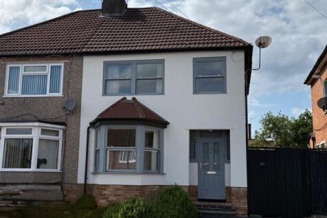 Velsheda Road, Shirley, Solihull 3 bed semi