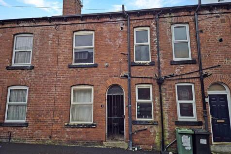 Harold Place, Leeds 1 bed terraced house for sale