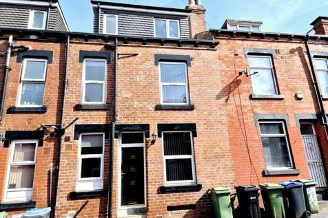 Harold Street, Leeds 2 bed terraced house for sale