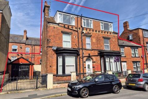 Edinburgh Grove, Leeds 6 bed apartment for sale