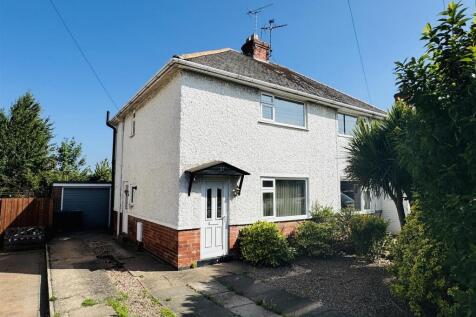 Grantham Road, Radcliffe On Trent 2 bed semi