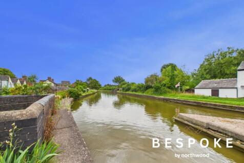 1 bedroom end of terrace house for sale