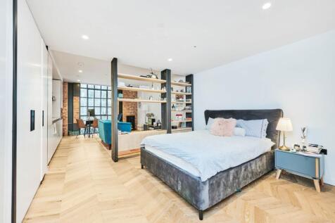 Studio apartment for sale