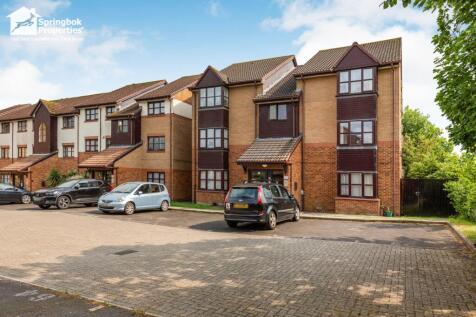 Studio flat for sale