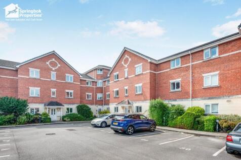 2 bedroom ground floor flat for sale