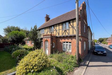 Guilton, Ash 2 bed character property for sale