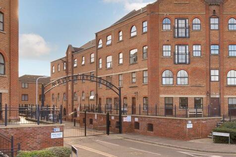 Whitefriars Wharf, Tonbridge, TN9 1QP 3 bed townhouse for sale