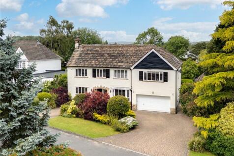 6 bedroom detached house for sale