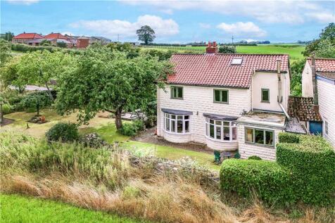 North Lees, Ripon, North Yorkshire, HG4 2 bed link detached house for sale