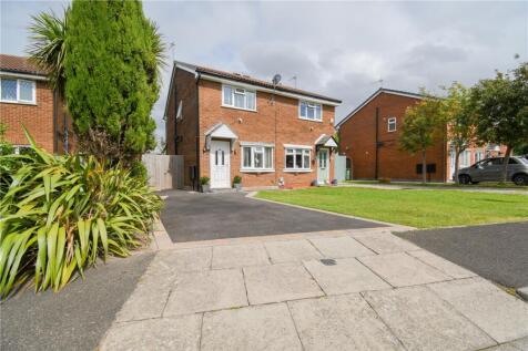 2 bedroom semi-detached house for sale