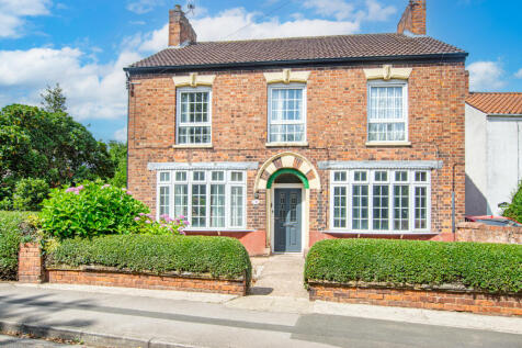 Selby YO8 4 bed detached house for sale