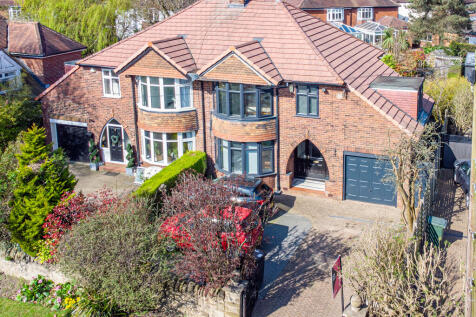 4 bedroom semi-detached house for sale