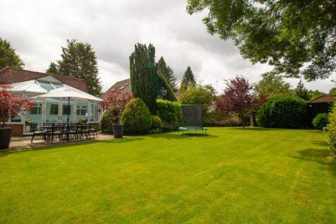 3 bedroom cottage for sale