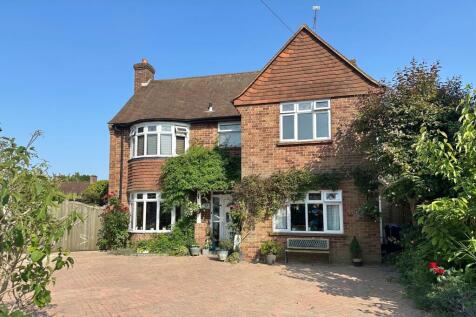 Horseshoe Crescent, Beaconsfield, HP9 5 bed detached house for sale