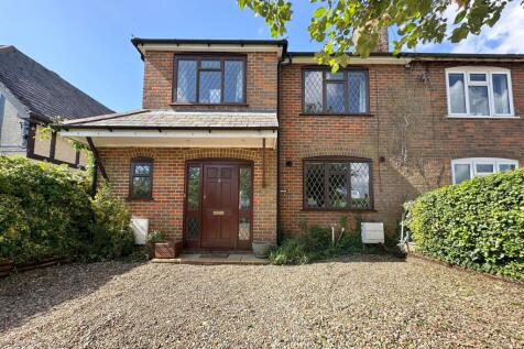 Fagnall Lane, Winchmore Hill, HP7 4 bed semi