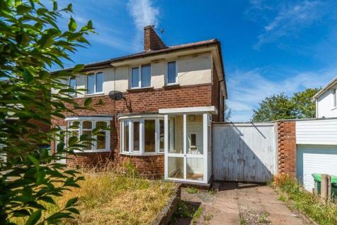 2 bedroom semi-detached house for sale