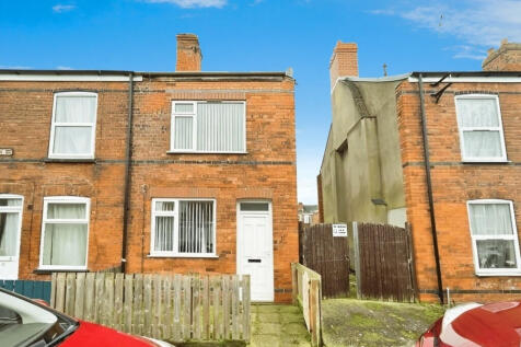 Tennyson Street, Gainsborough 2 bed semi