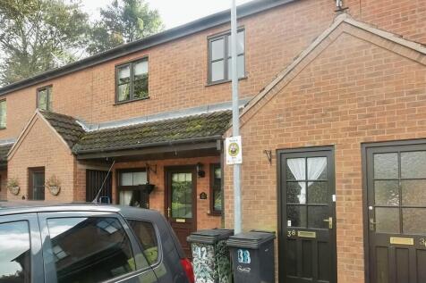 Warren Close, Gainsborough 2 bed flat for sale