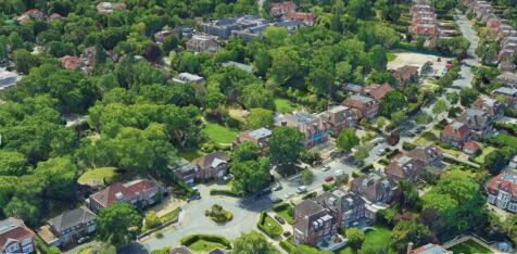 6 bedroom detached house for sale