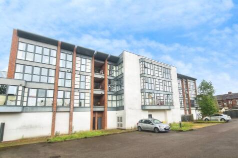2 bedroom flat for sale