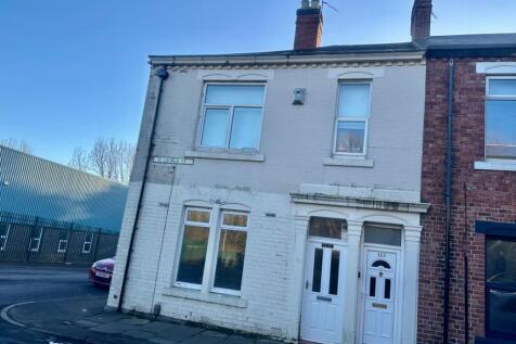 2 bedroom ground floor flat for sale