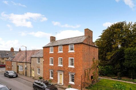 5 bedroom house for sale