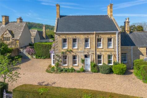 6 bedroom house for sale