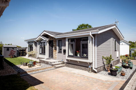 Kingsdown Meadow Residential Park... 2 bed bungalow for sale