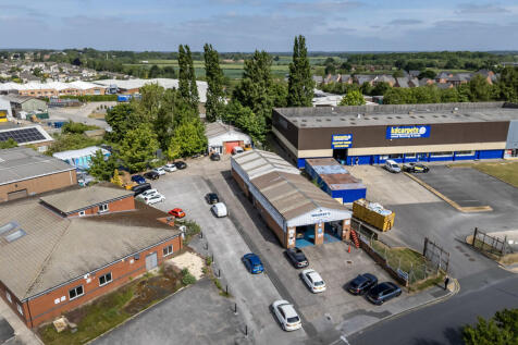 Detached house for sale