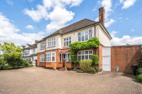 Hayes Lane, Hayes, Kent, BR2 5 bed detached house for sale