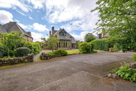 Grove Park, Lenzie 3 bed detached house for sale