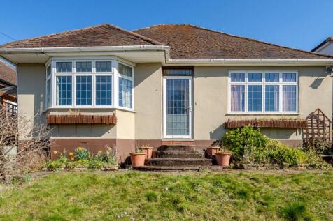 Hartfield Crescent, West Wickham 2 bed bungalow for sale