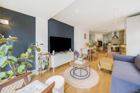 Ellison Road, Streatham, London, SW16 2 bed flat for sale