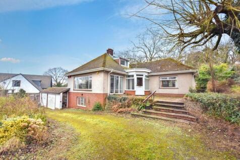 7 Longmeadow Drive, Dinas Powys, CF64... 3 bed detached bungalow for sale