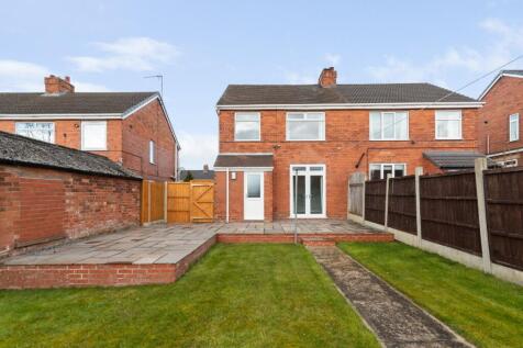 Burringham Road, Scunthorpe, DN17 3 bed semi