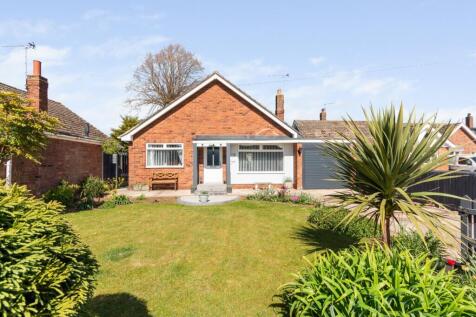 Orchard Drive, Burton Upon Stather... 3 bed bungalow for sale