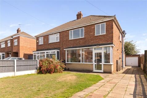 Staindale Road, Scunthorpe, Ashby, DN16 3 bed semi
