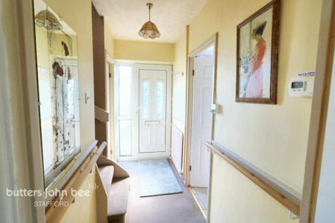3 bedroom semi-detached bungalow for sale