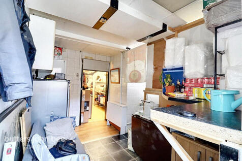 Sandon Road, STAFFORD 3 bed terraced house for sale
