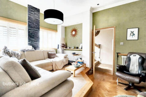 Deanshill Close, Stafford 5 bed detached house for sale