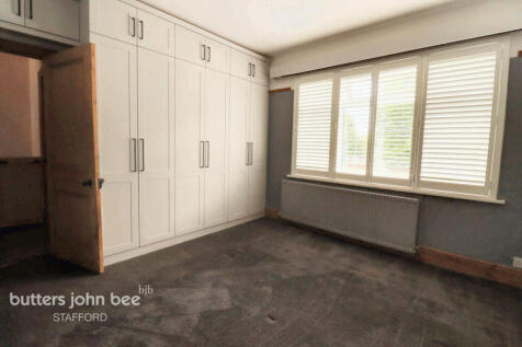 5 bedroom semi-detached house for sale