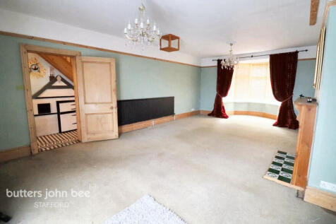 5 bedroom semi-detached house for sale