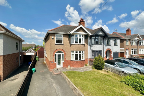 Ledbury Road, Hereford, HR1 3 bed semi